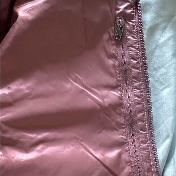 Patagonia Women's Puffer Jacket - Light Purple - Picture 9 of 11